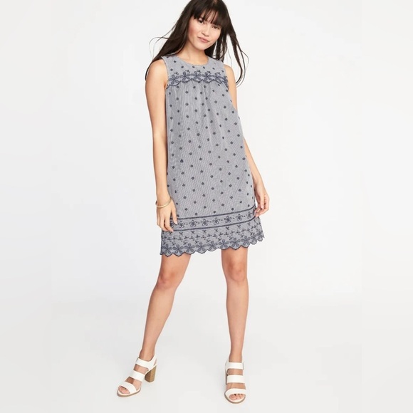 Old Navy Dresses & Skirts - Old Navy Scalloped Yoke Eyelet Shift Dress Blue Stripe  Floral Size Small Tall